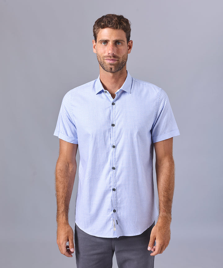 CAMISA MANGA CORTA PECHERA OJAL CLASSIC FIT CELESTE CUADROS OI24