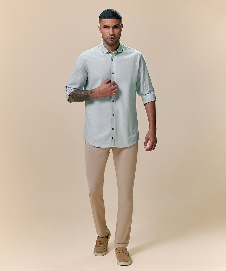 Camisa Roll Up Cuello Redondeado Slim Fit
