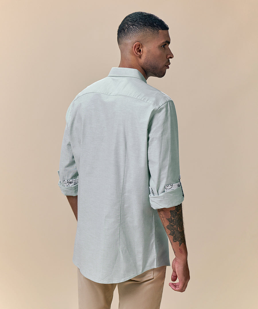 Camisa Roll Up Cuello Redondeado Slim Fit