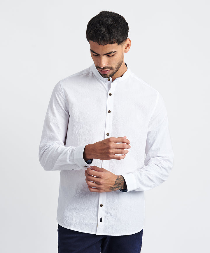 CAMISA MANGA LARGA CUELLO NERÚ SEER SUCKER CLASSIC FIT BLANCO PV24