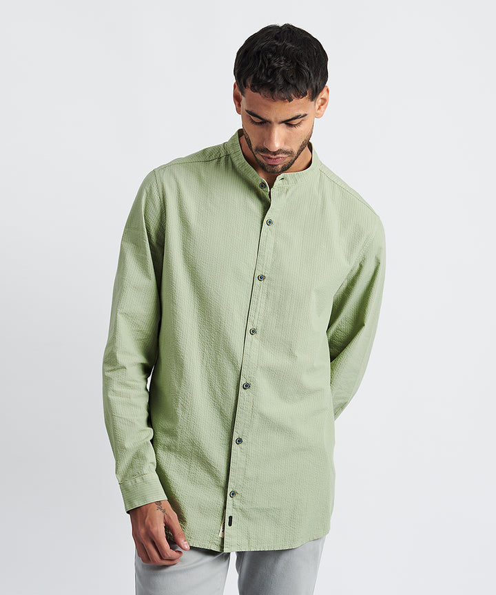 CAMISA MANGA LARGA CUELLO NERÚ SEER SUCKER CLASSIC FIT VERDE CLARO PV24